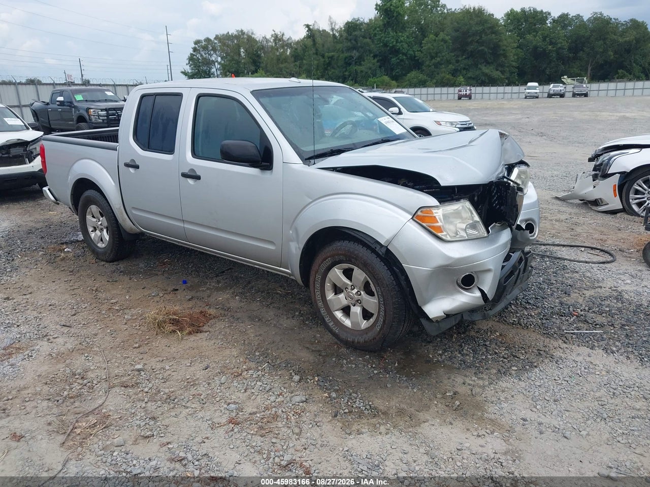 2013 NISSAN FRONTIER SV