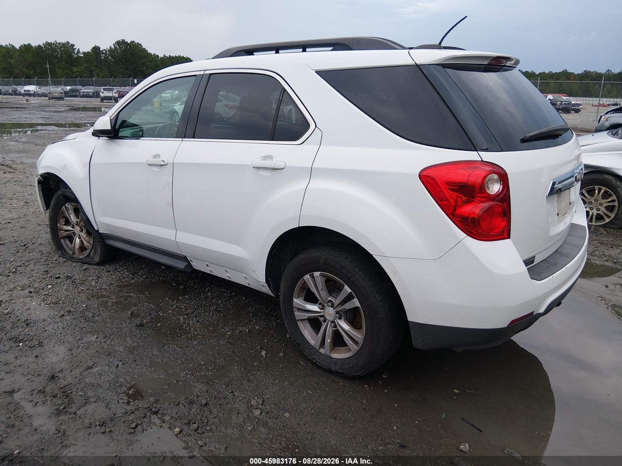 2015 CHEVROLET EQUINOX LT · 3/10