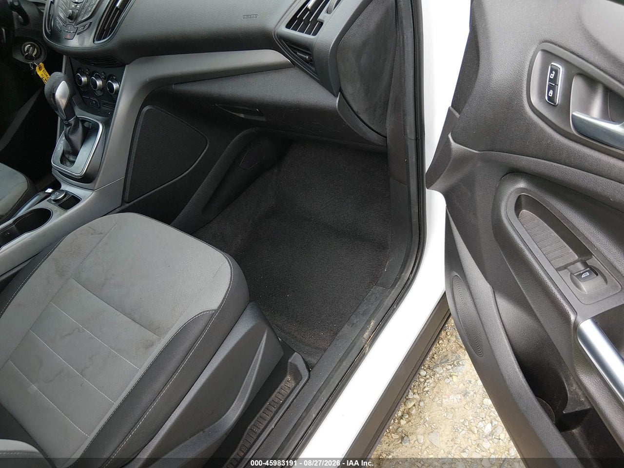 2014 FORD ESCAPE SE · 5/11