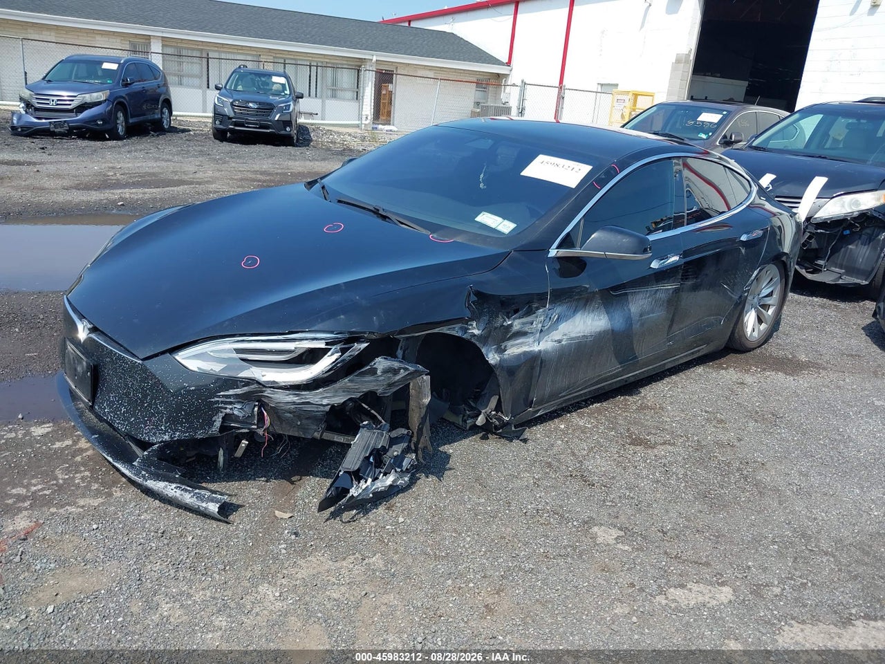 2018 TESLA MODEL S 100D/75D/P100D · 2/10