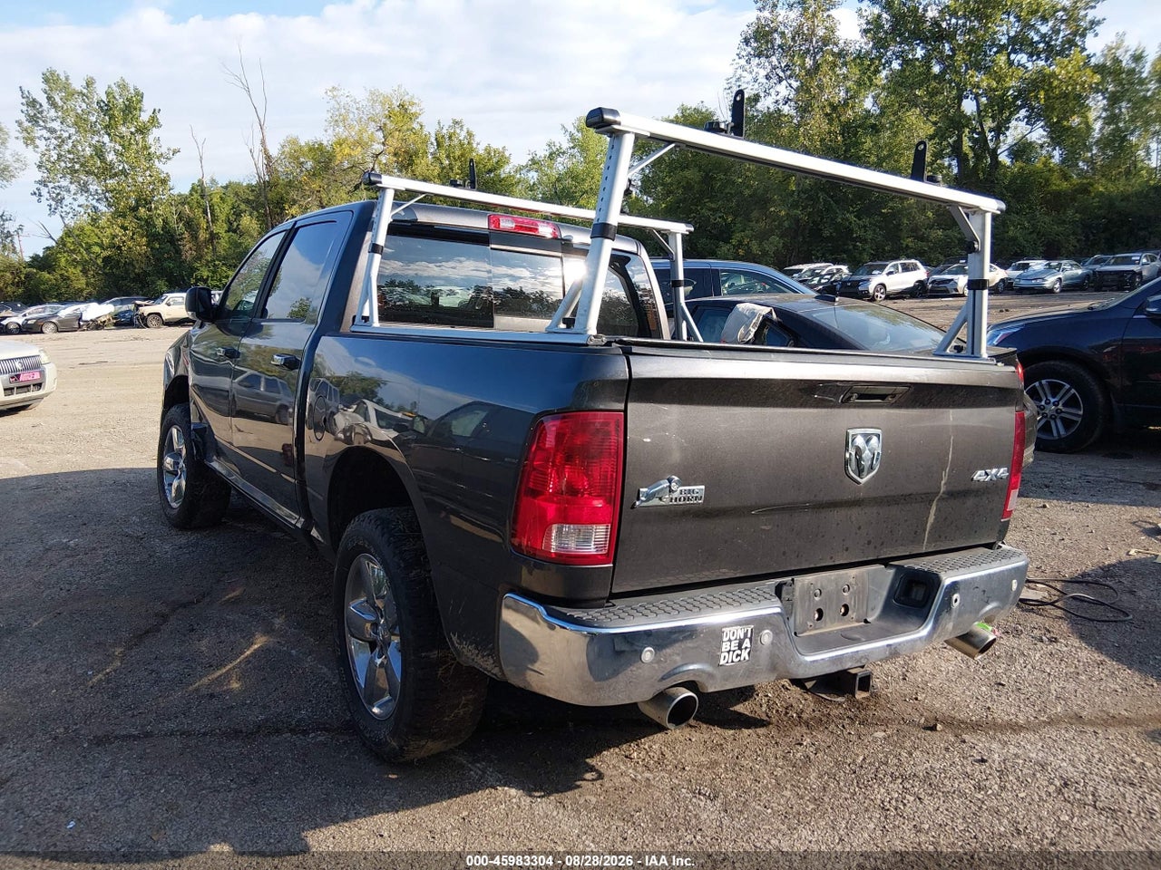 2016 RAM 1500 BIG HORN · 3/11