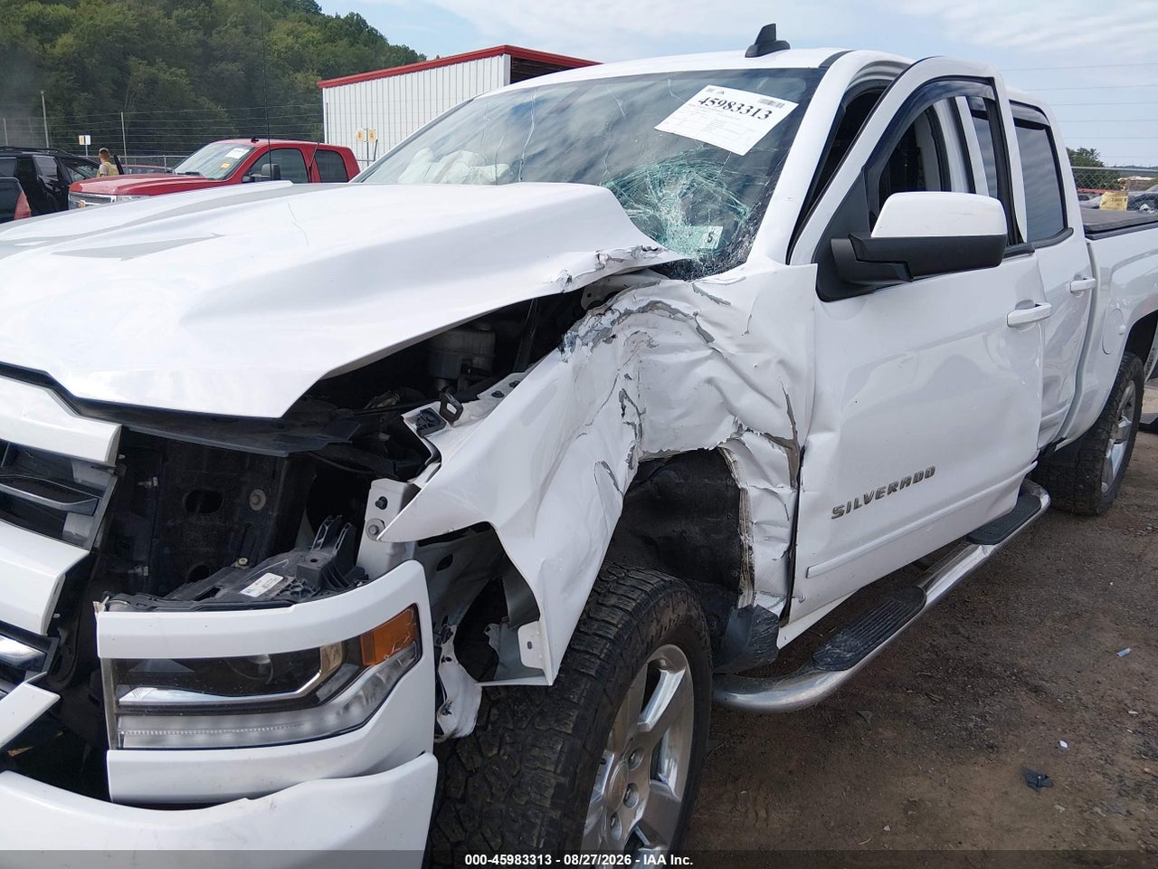 2017 CHEVROLET SILVERADO 1500 LT · 6/11
