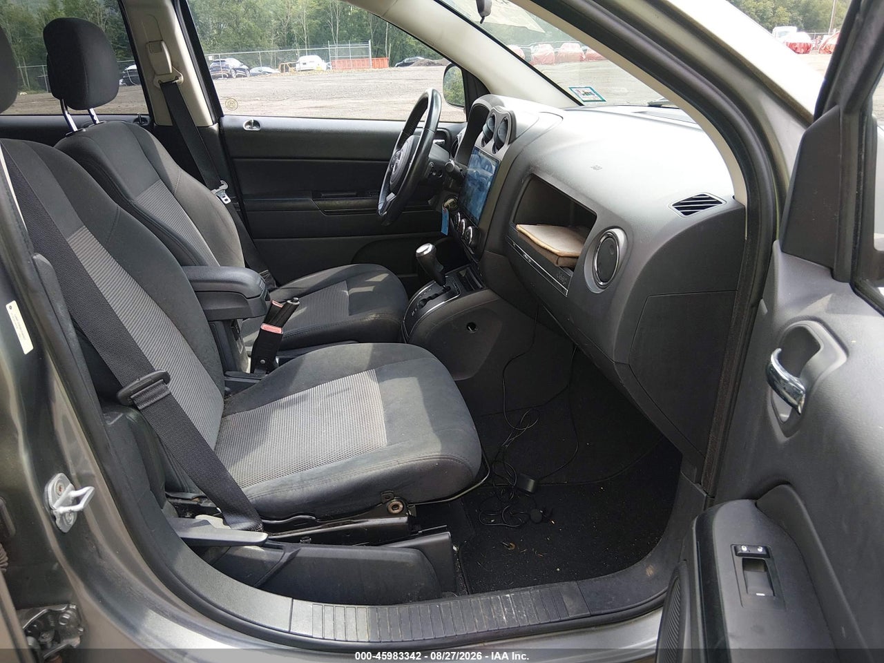 2011 JEEP COMPASS SPORT · 5/11