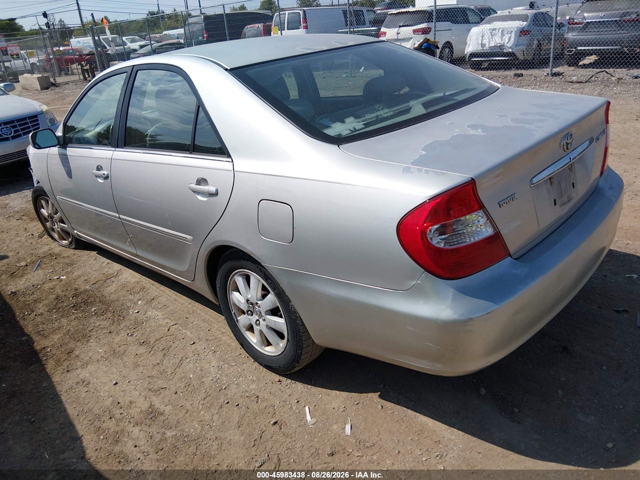 2004 TOYOTA CAMRY XLE · 3/11