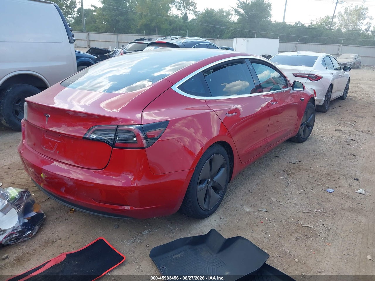 2018 TESLA MODEL 3 LONG RANGE/MID RANGE · 4/9