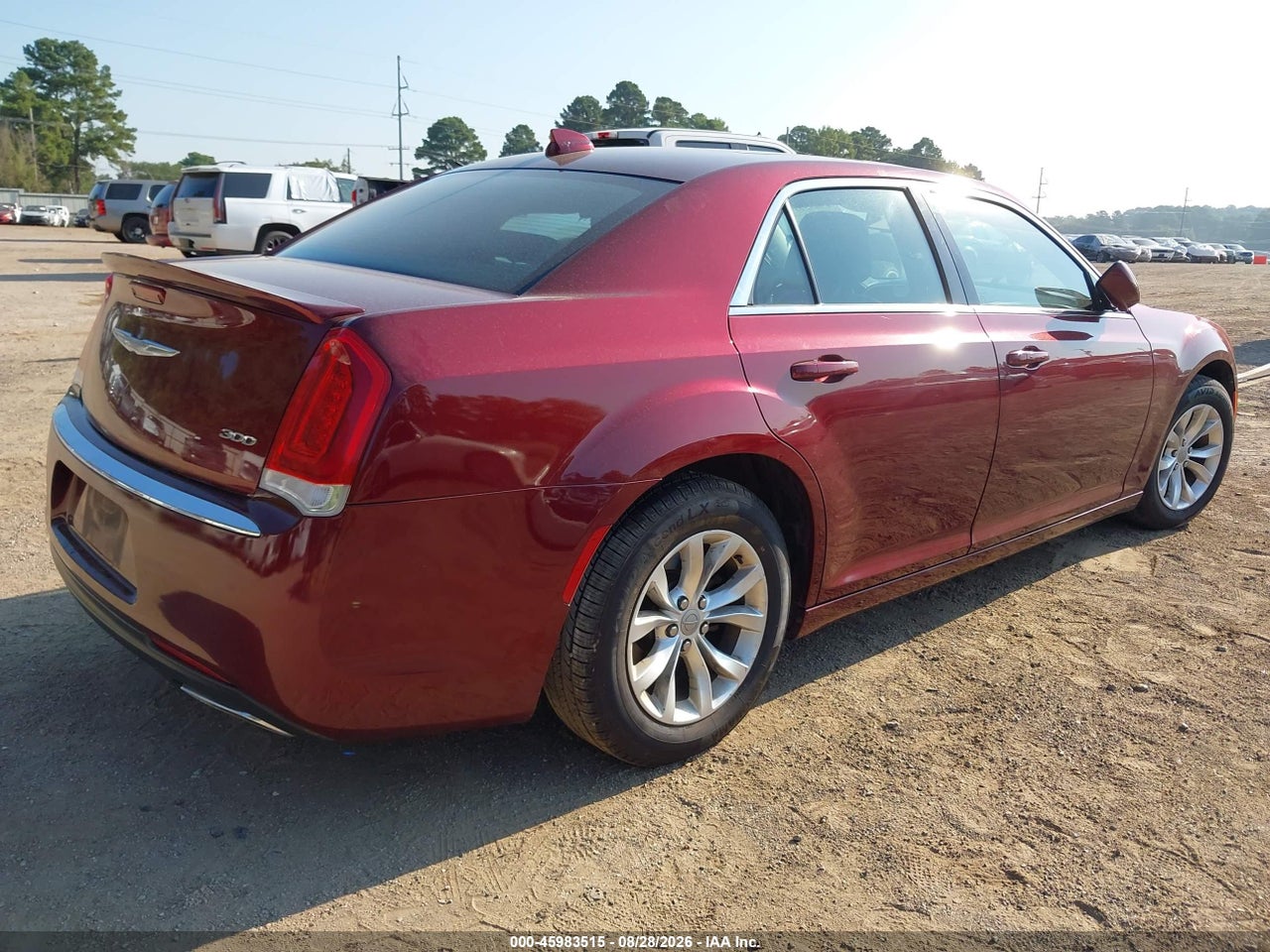 2016 CHRYSLER 300 LIMITED · 4/11