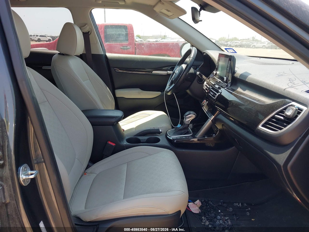 2021 KIA SELTOS EX · 5/11