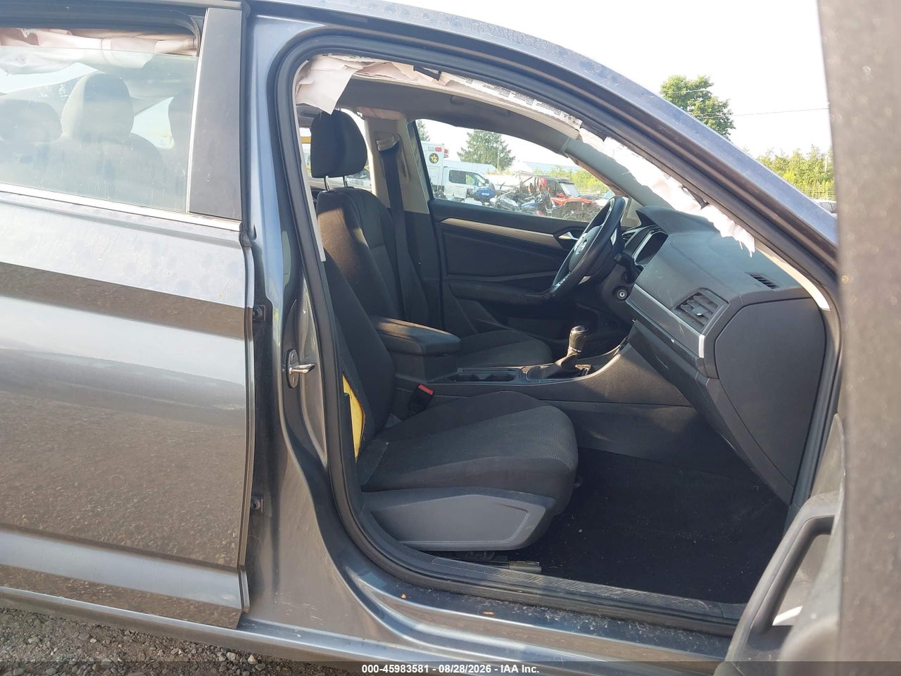 2019 VOLKSWAGEN JETTA 1.4T S · 5/11
