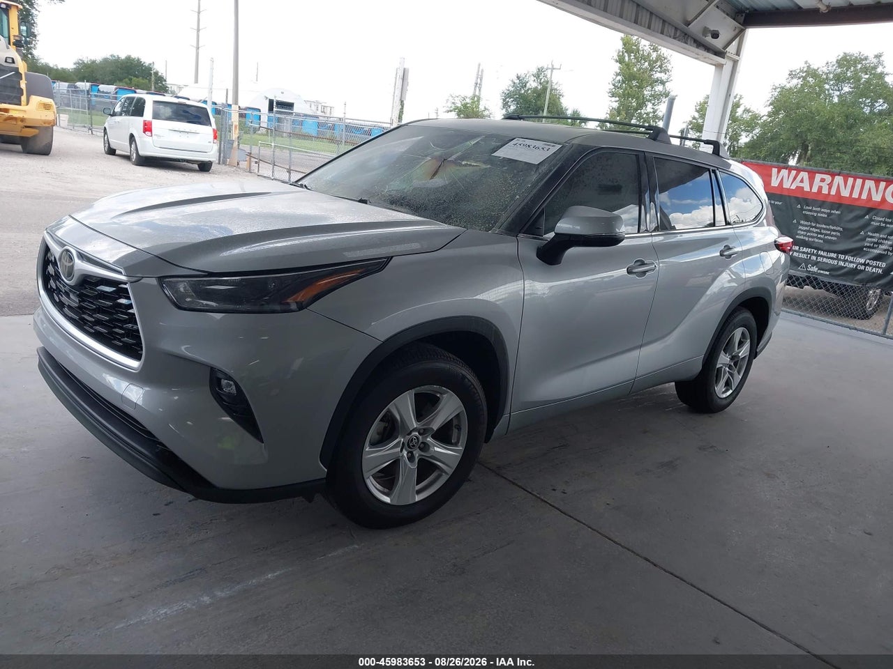 2021 TOYOTA HIGHLANDER LE · 2/11