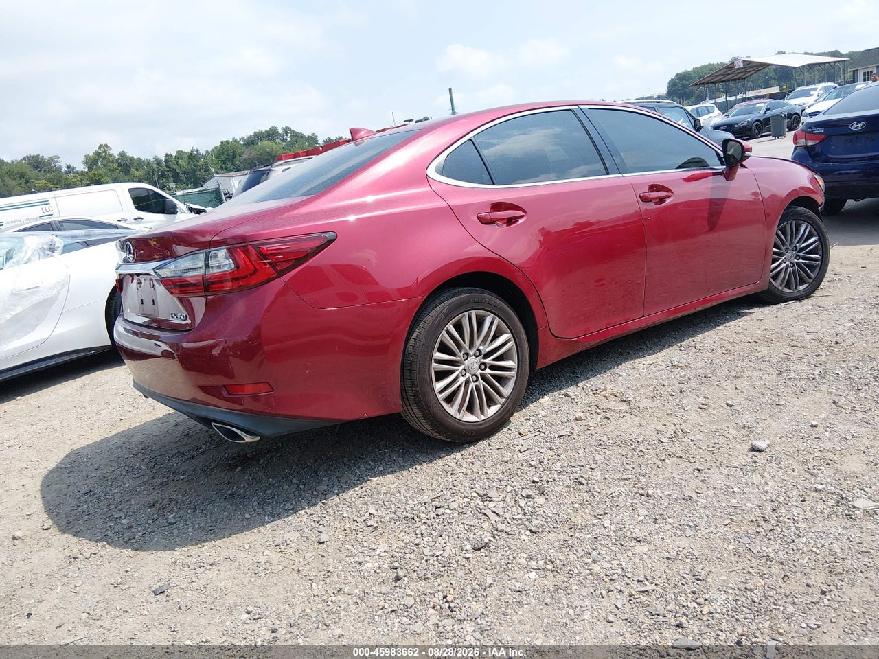 2016 LEXUS ES 350   · 4/11