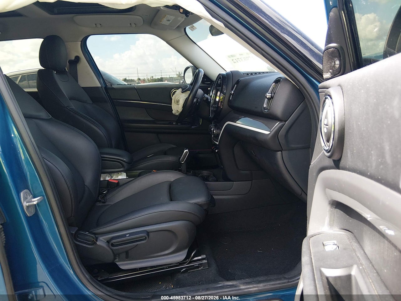 2020 MINI COUNTRYMAN COOPER S · 5/11