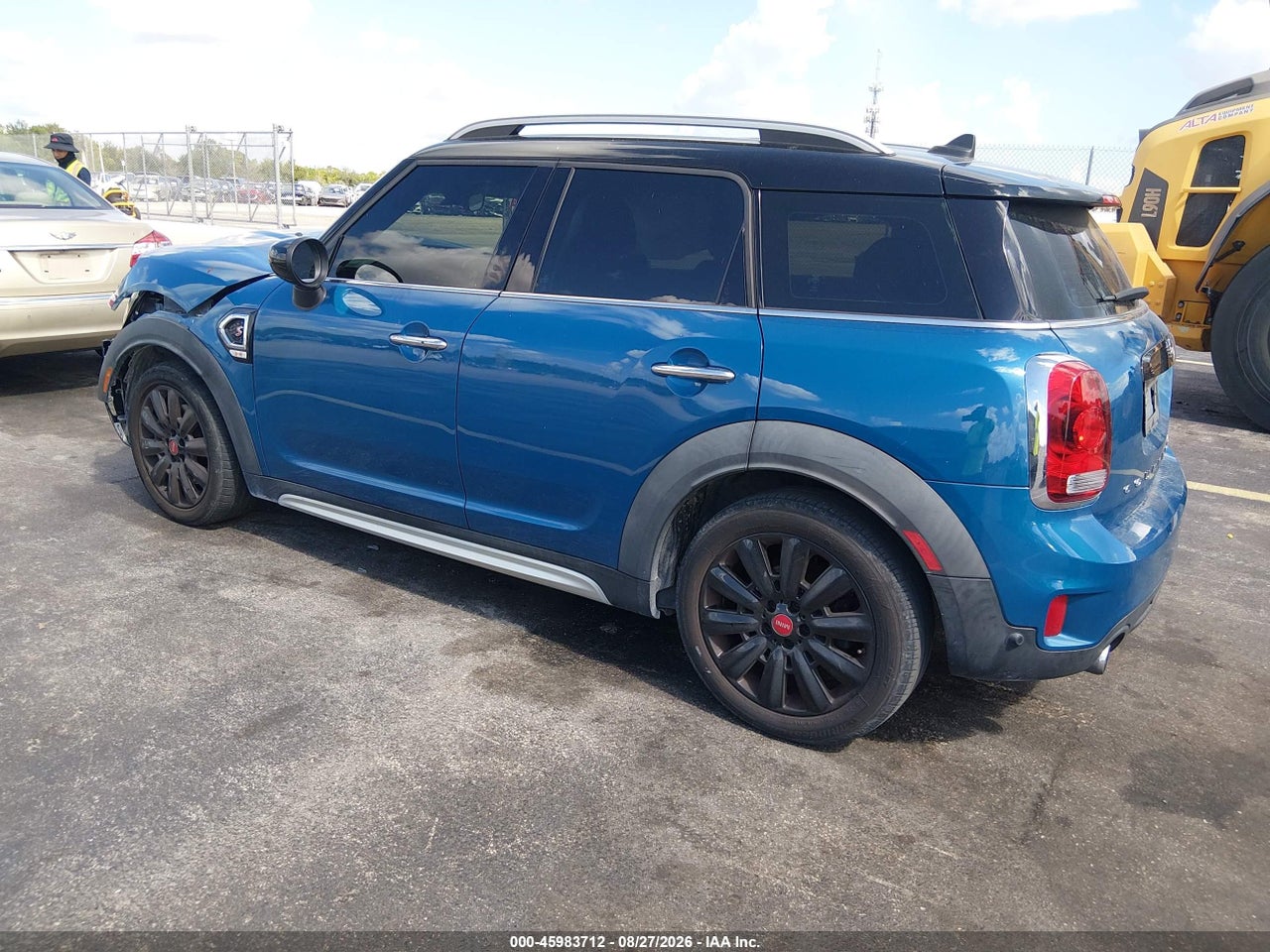 2020 MINI COUNTRYMAN COOPER S · 3/11
