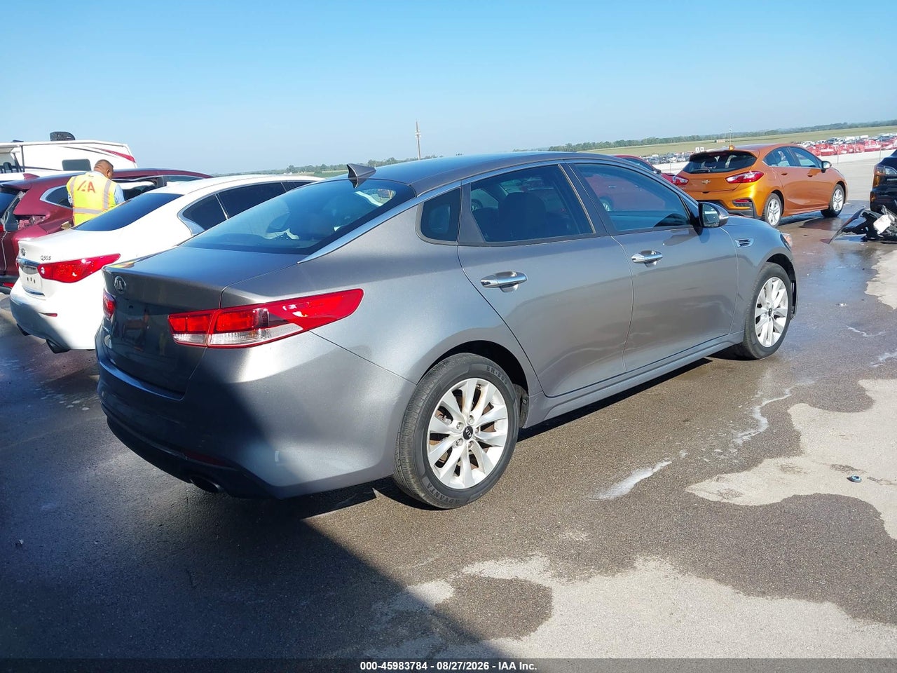 2017 KIA OPTIMA LX · 4/11