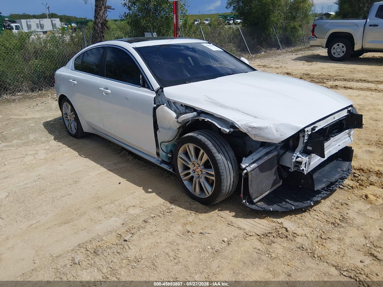 2019 JAGUAR XE 25T PREMIUM