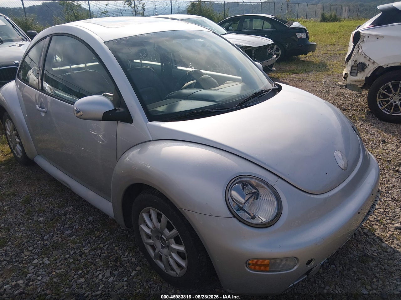 2005 VOLKSWAGEN NEW BEETLE GLS