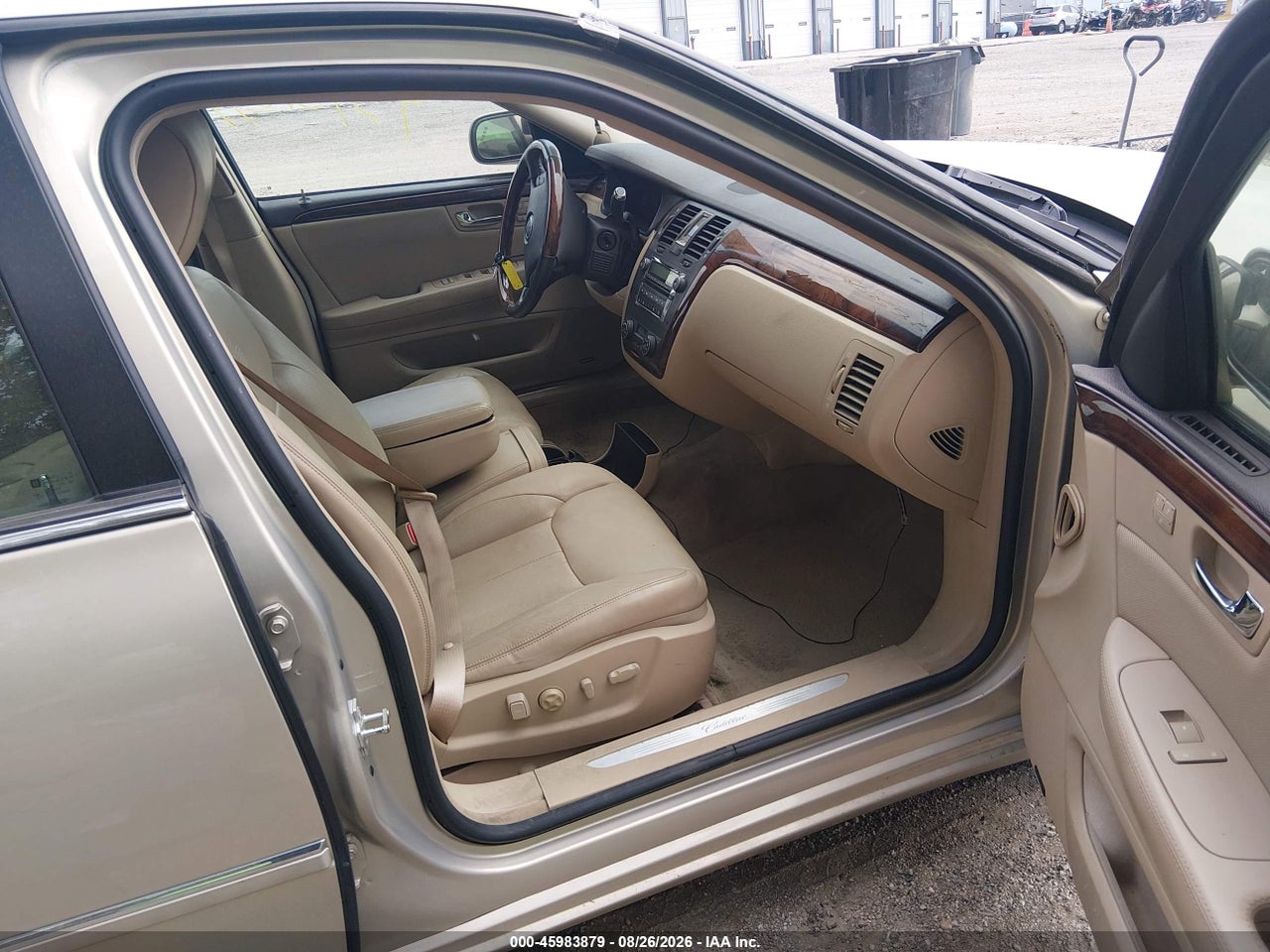 2007 CADILLAC DTS LUXURY II · 5/11