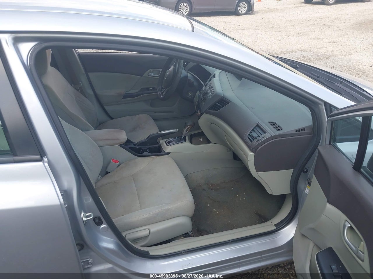 2012 HONDA CIVIC LX · 5/10