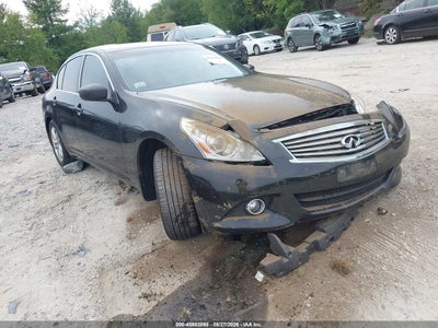 2013 INFINITI G37X