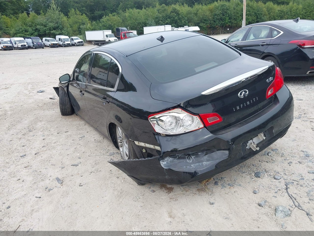 2013 INFINITI G37X   · 3/11