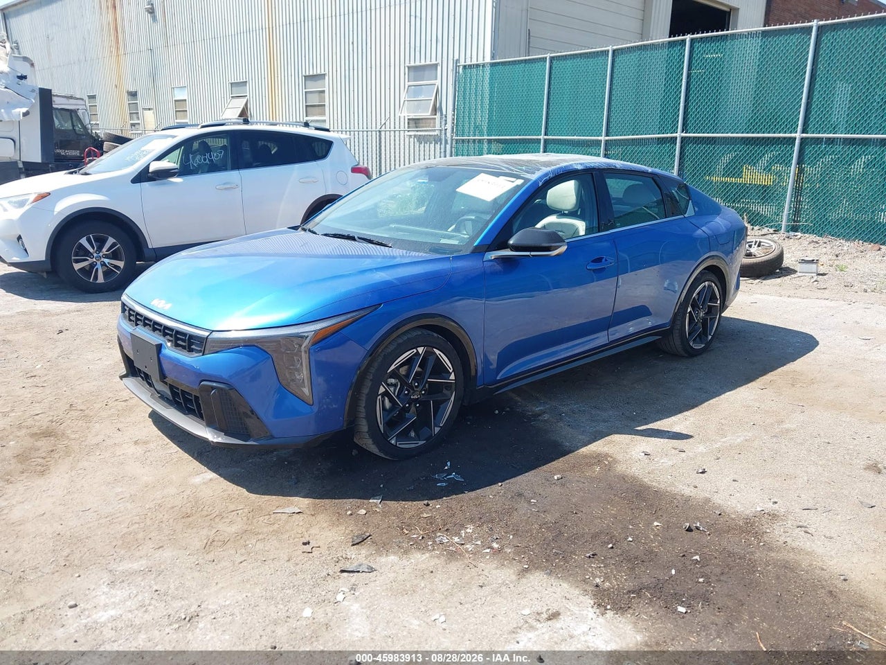 2025 KIA K4 GT-LINE · 2/11