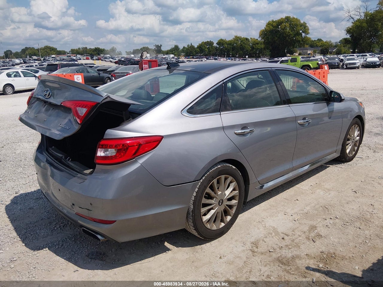 2015 HYUNDAI SONATA LIMITED · 4/11