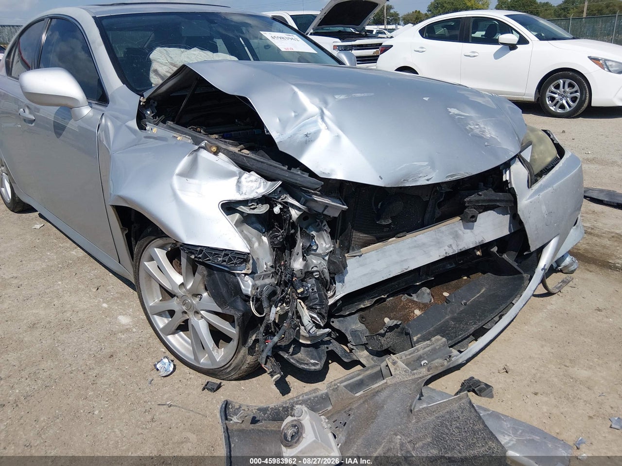 2006 LEXUS IS 250   · 6/11