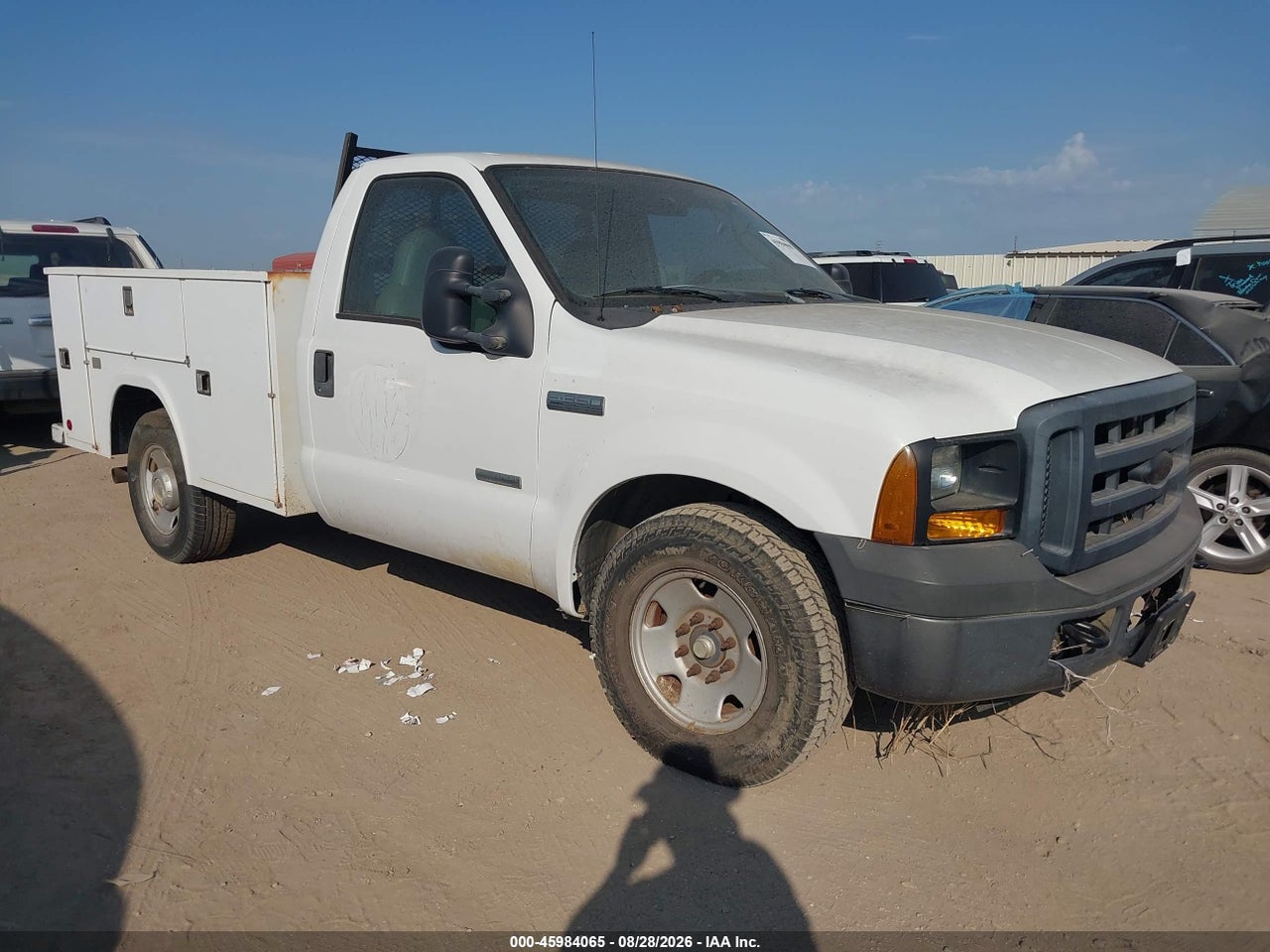 1FDWF30PX6E****** · 2006 FORD F-350 XL/XLT