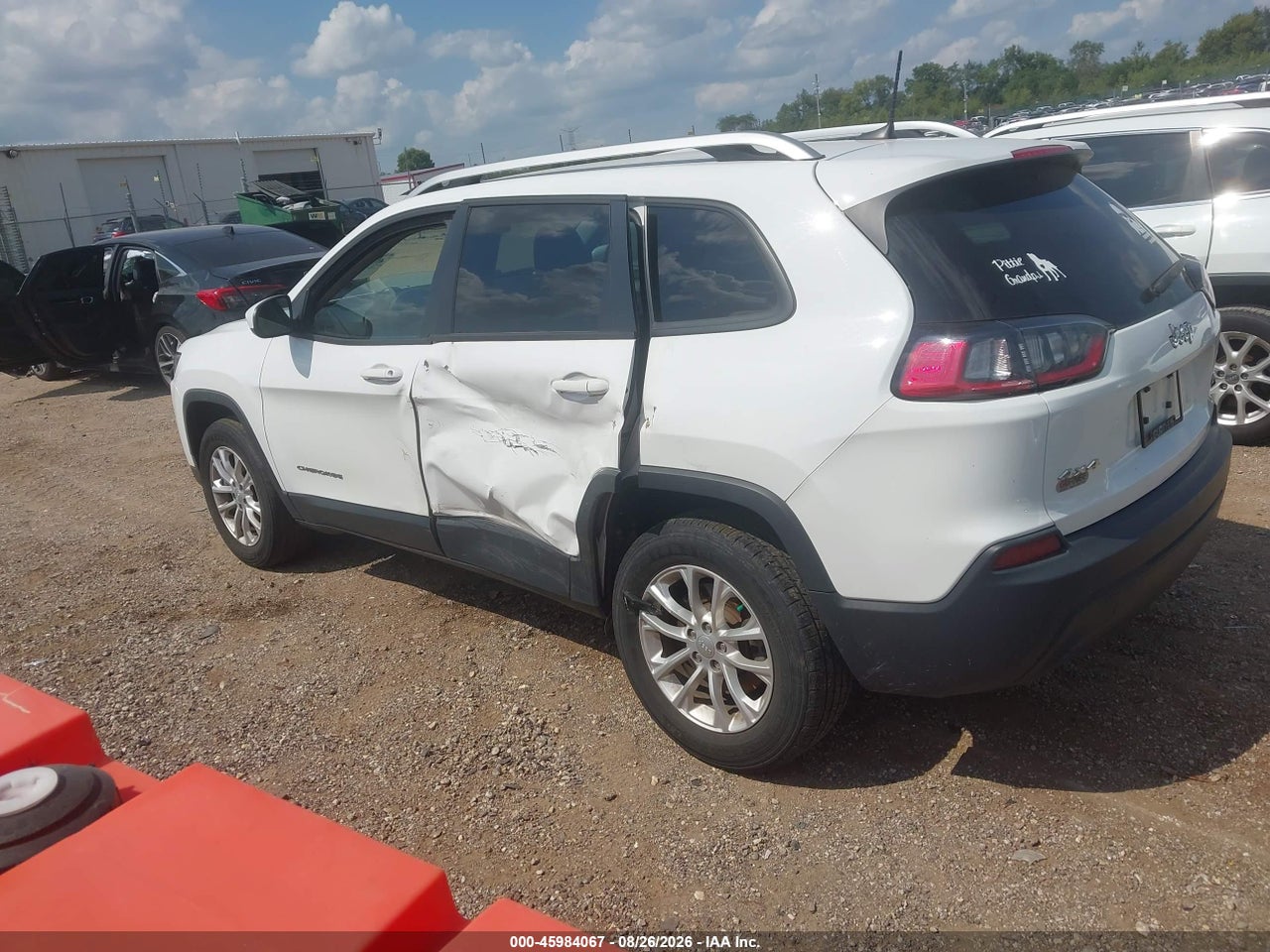 2020 JEEP CHEROKEE LATITUDE 4X4 · 3/11