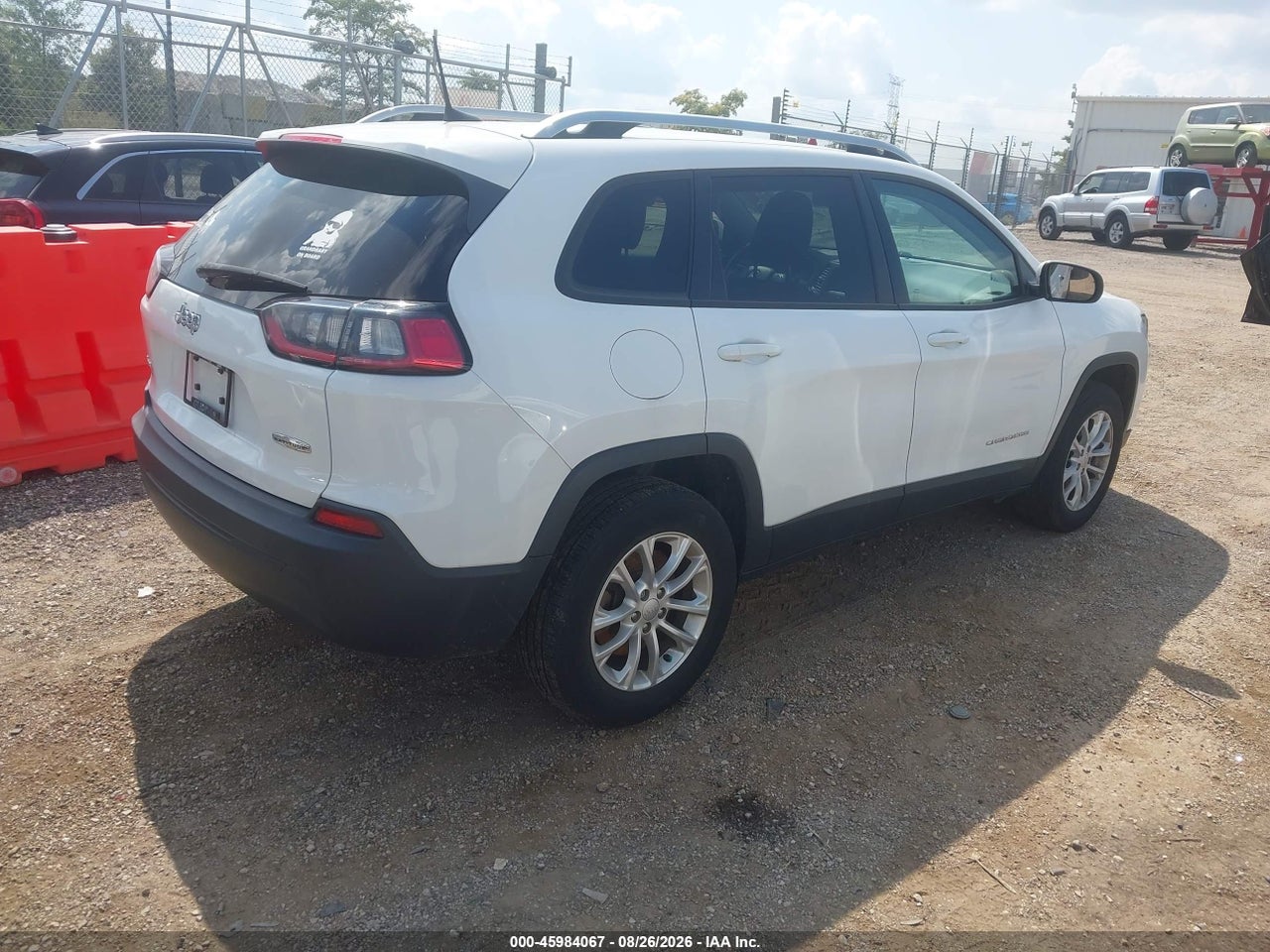 2020 JEEP CHEROKEE LATITUDE 4X4 · 4/11