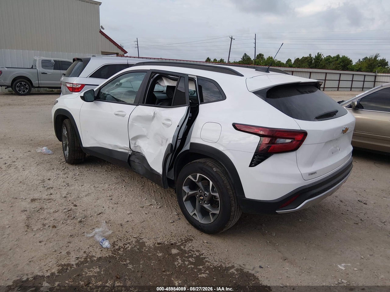2026 CHEVROLET TRAX FWD LT · 3/11