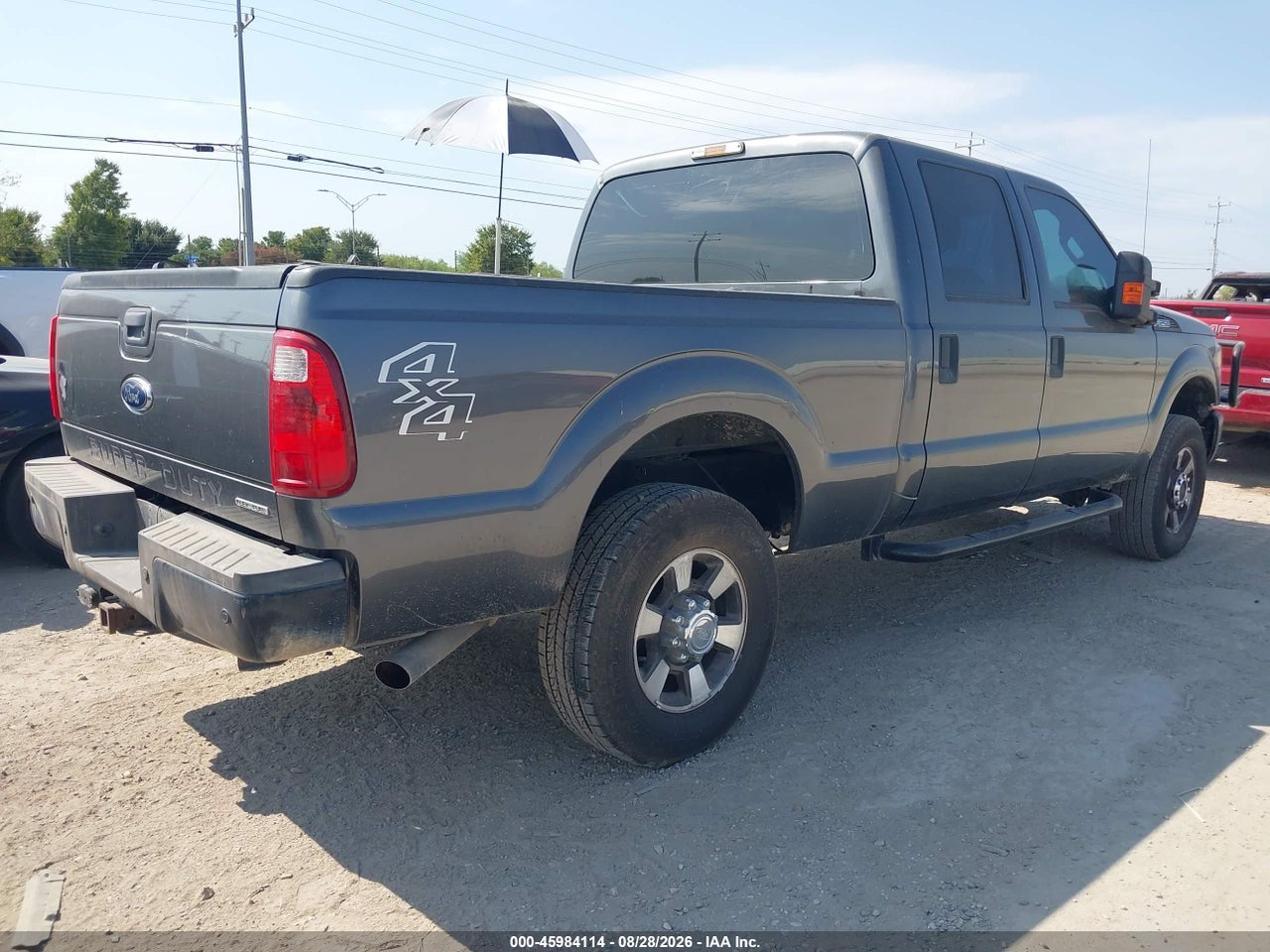 2015 FORD F-250 XL · 4/11