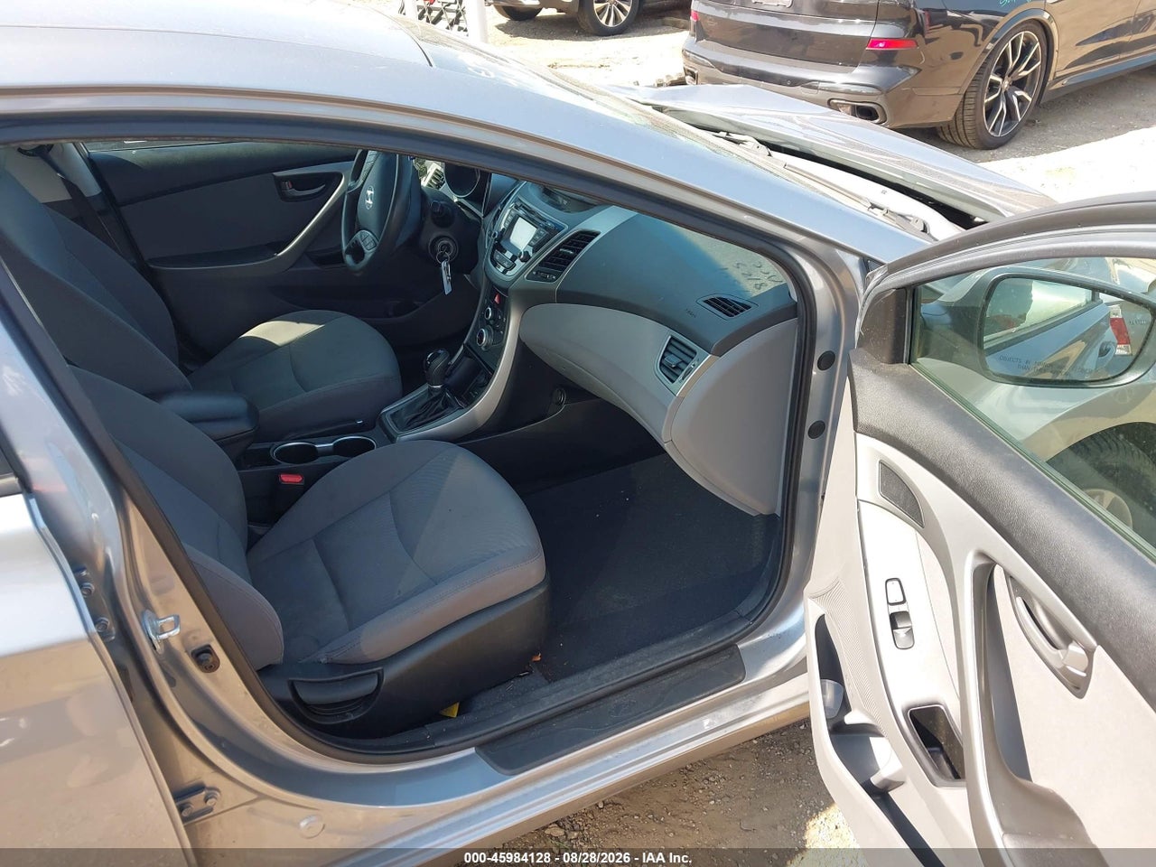 2015 HYUNDAI ELANTRA SE · 5/11