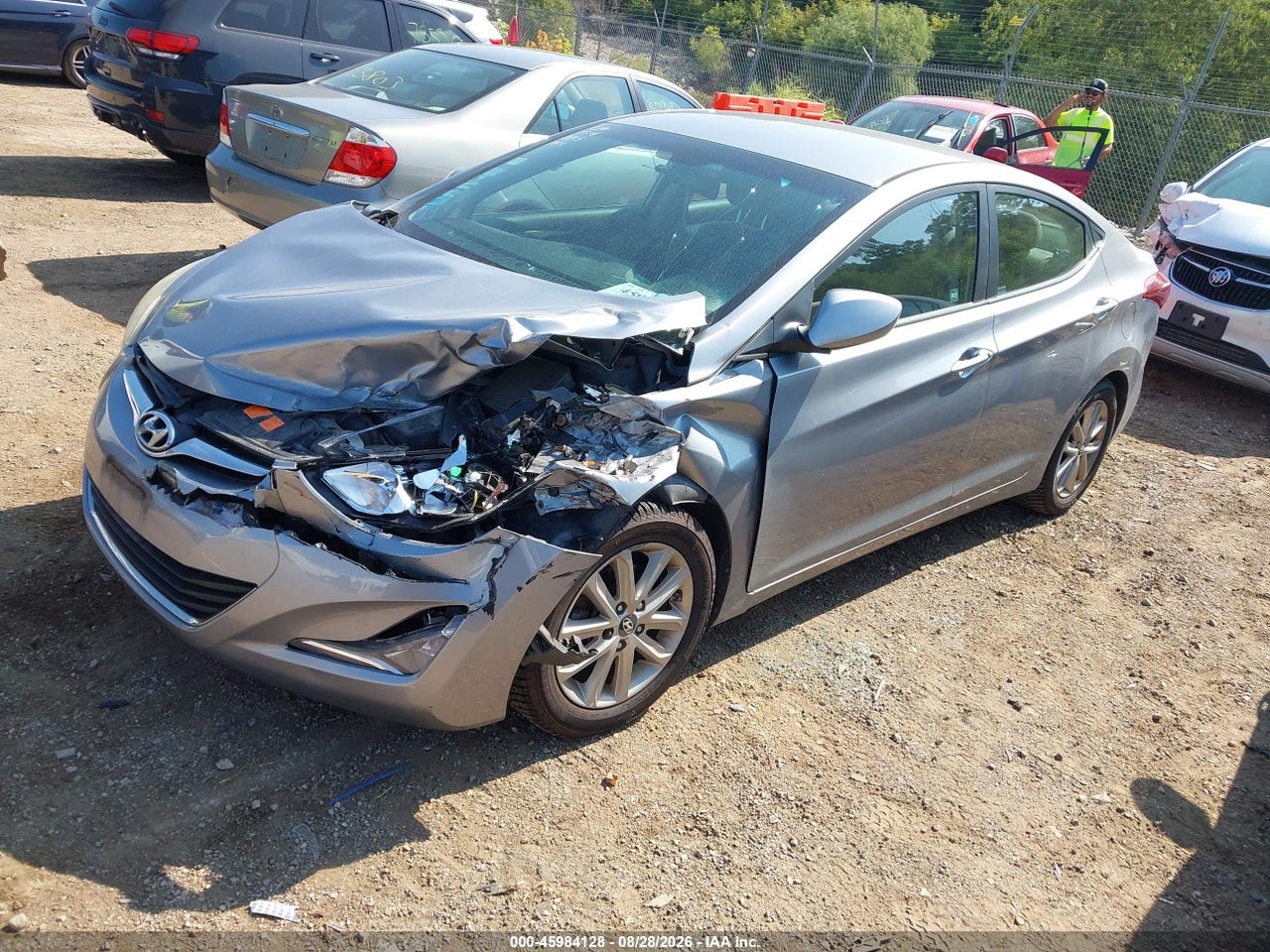 2015 HYUNDAI ELANTRA SE · 2/11
