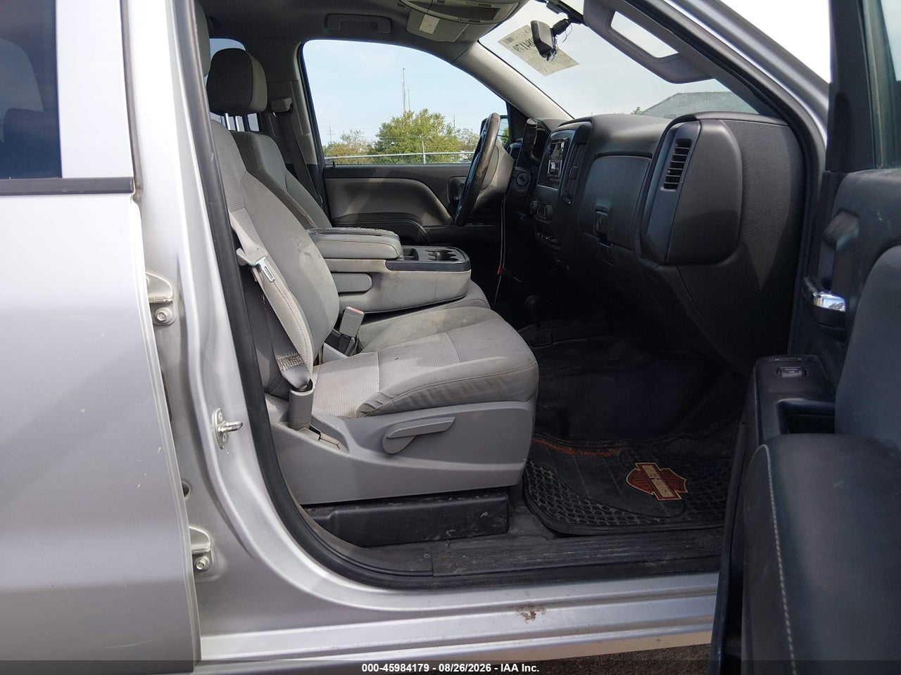 2015 CHEVROLET SILVERADO 1500 LS · 5/11