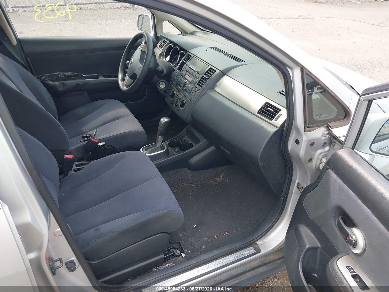 2009 NISSAN VERSA 1.8S · 5/11