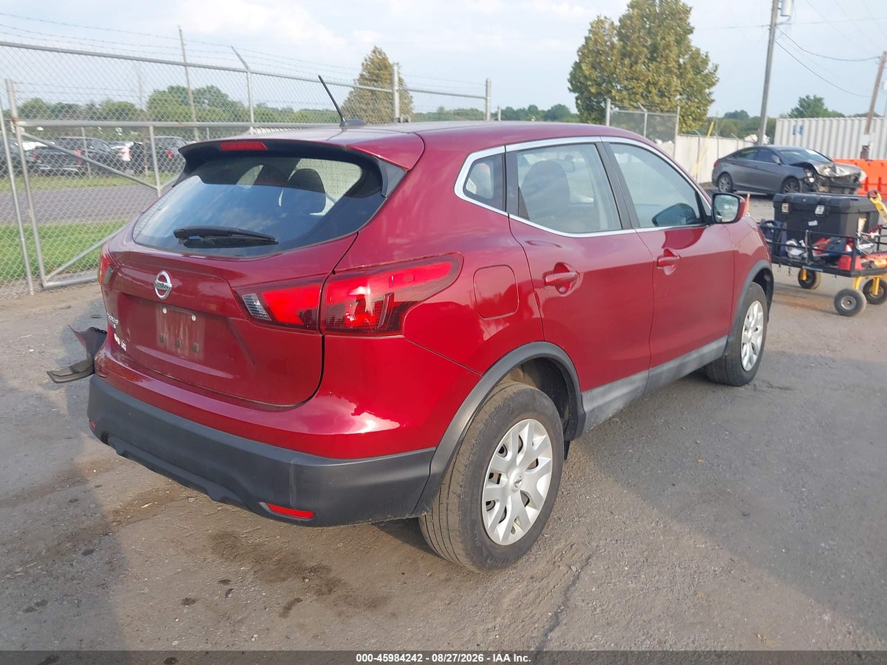 2019 NISSAN ROGUE SPORT S · 4/11