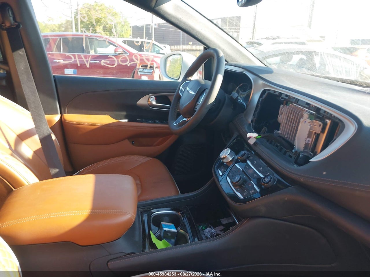2024 CHRYSLER PACIFICA HYBRID PINNACLE · 5/10