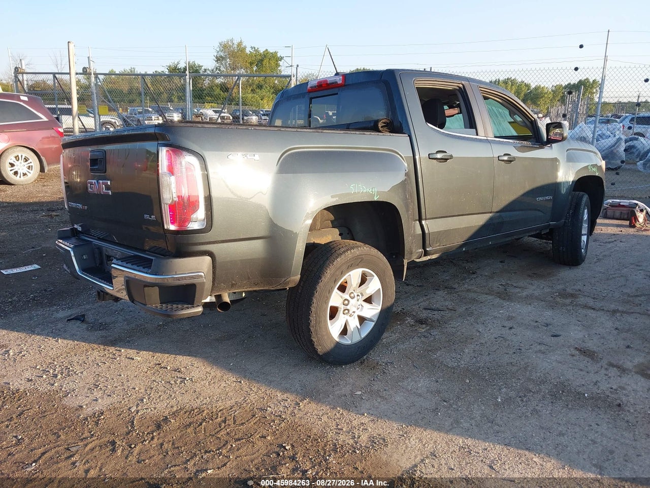 2018 GMC CANYON SLE · 4/11