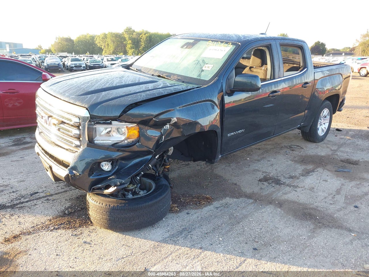 2018 GMC CANYON SLE · 2/11