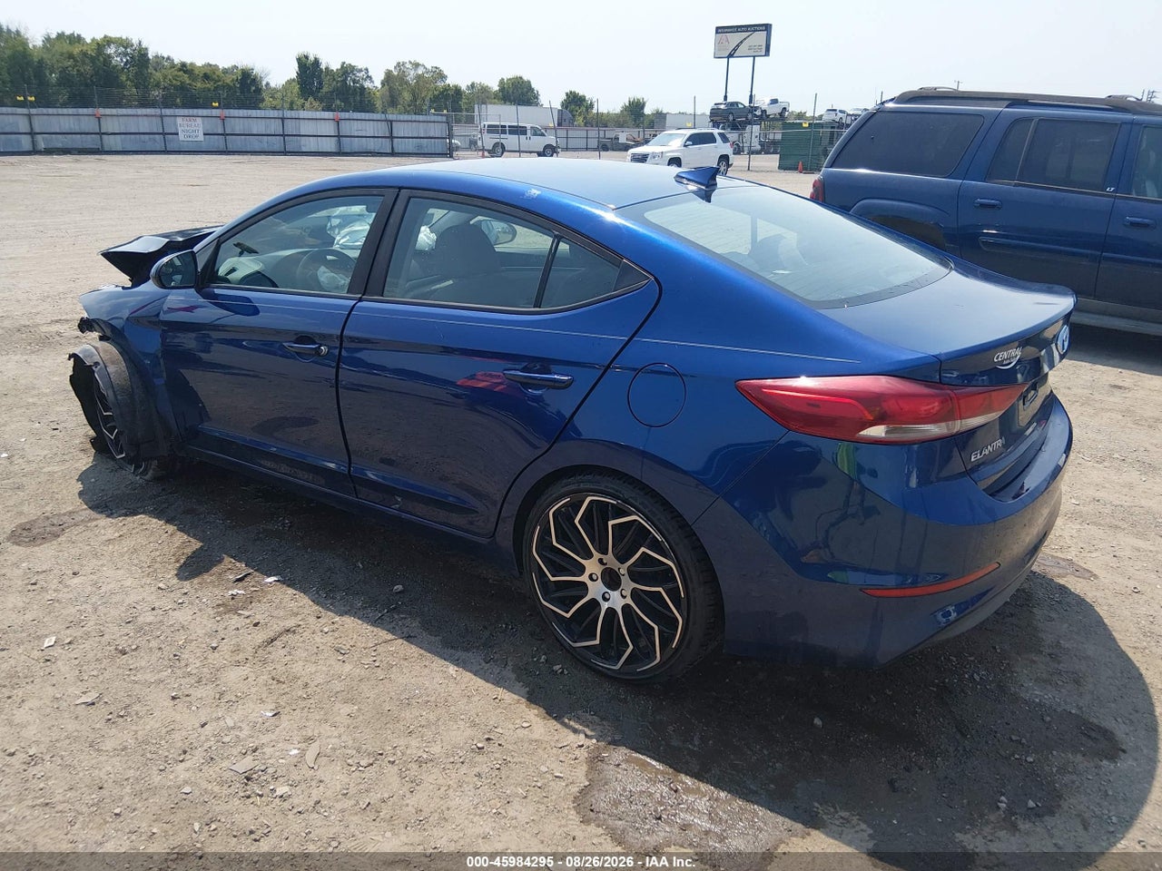 2017 HYUNDAI ELANTRA SE · 3/11