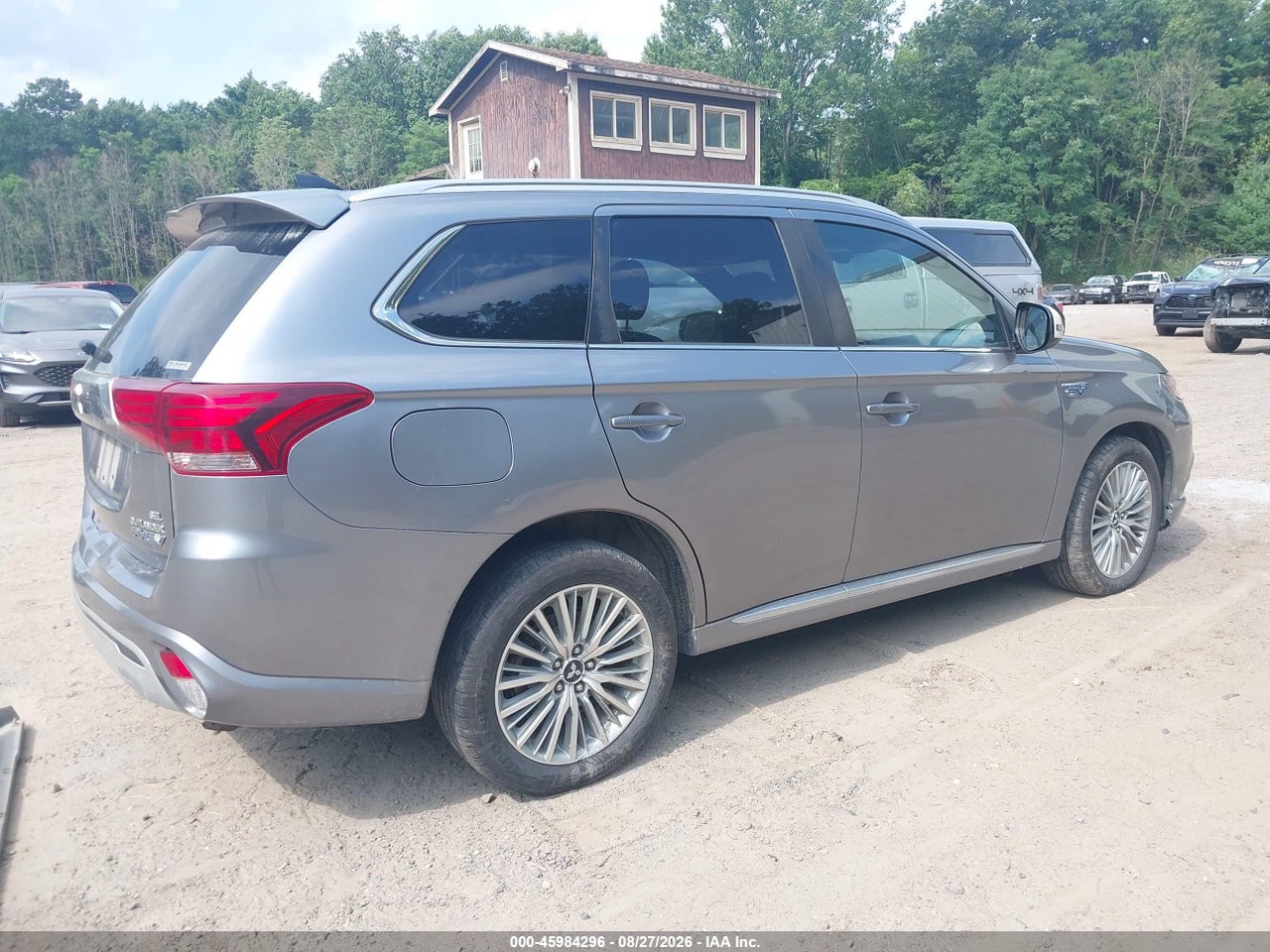 2019 MITSUBISHI OUTLANDER PHEV SEL · 4/11
