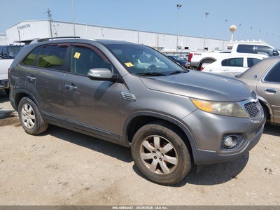 5XYKT3A12BG****** · 2011 KIA SORENTO LX
