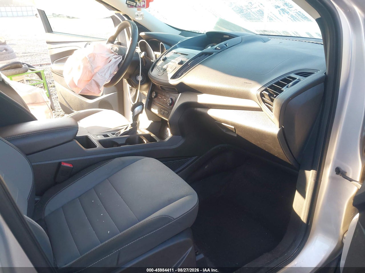 2017 FORD ESCAPE S · 5/11