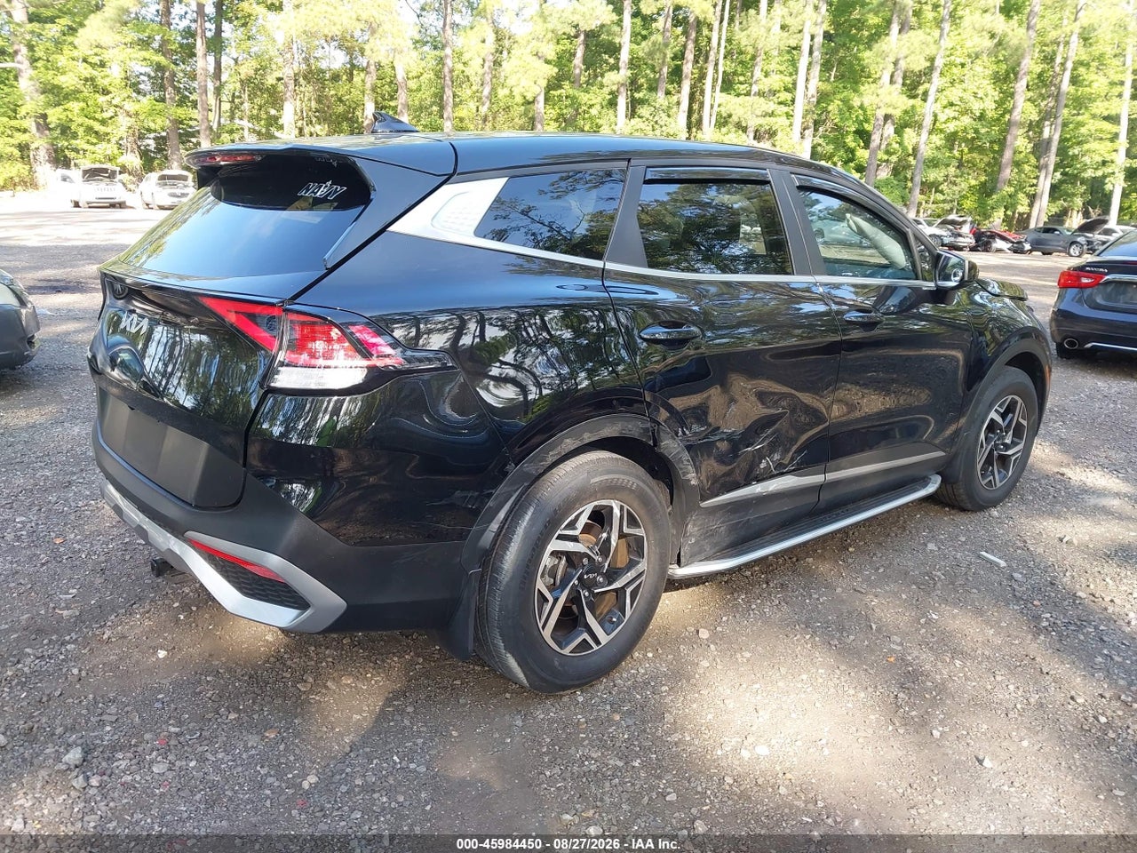 2023 KIA SPORTAGE LX · 4/10