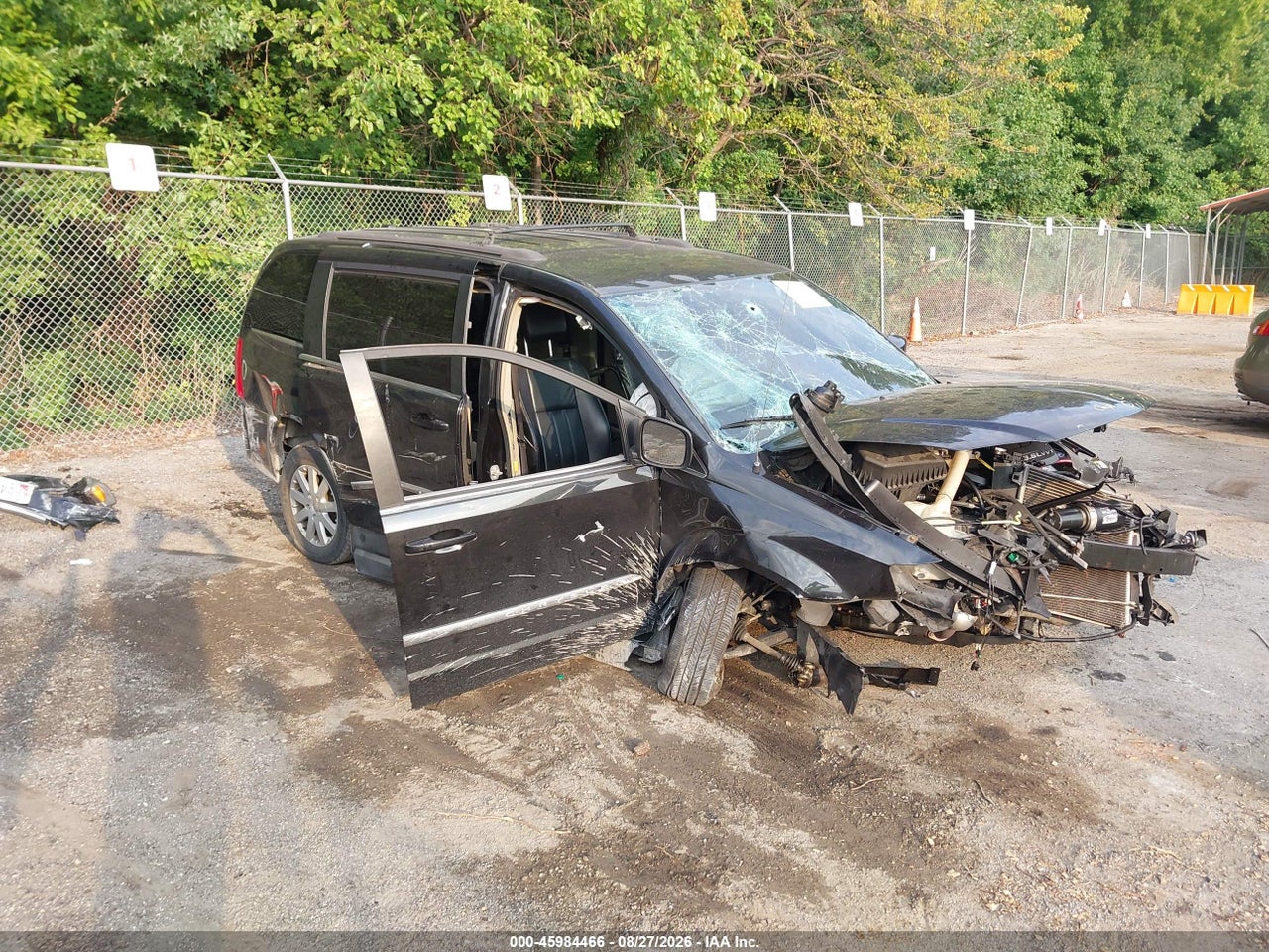 2015 CHRYSLER TOWN &amp; COUNTRY TOURING