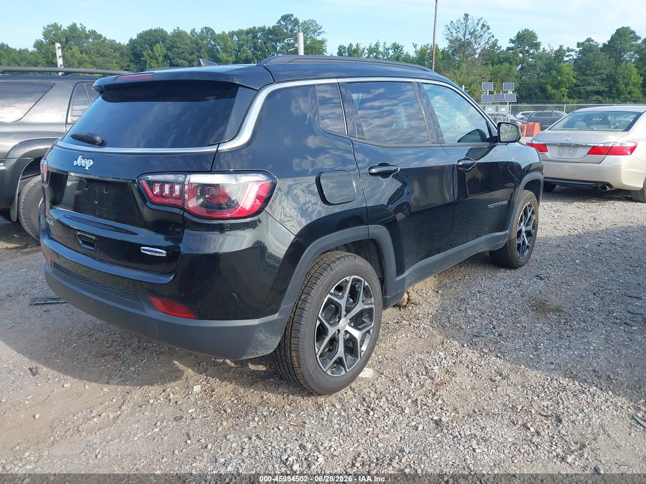 2024 JEEP COMPASS LATITUDE 4X4 · 4/11