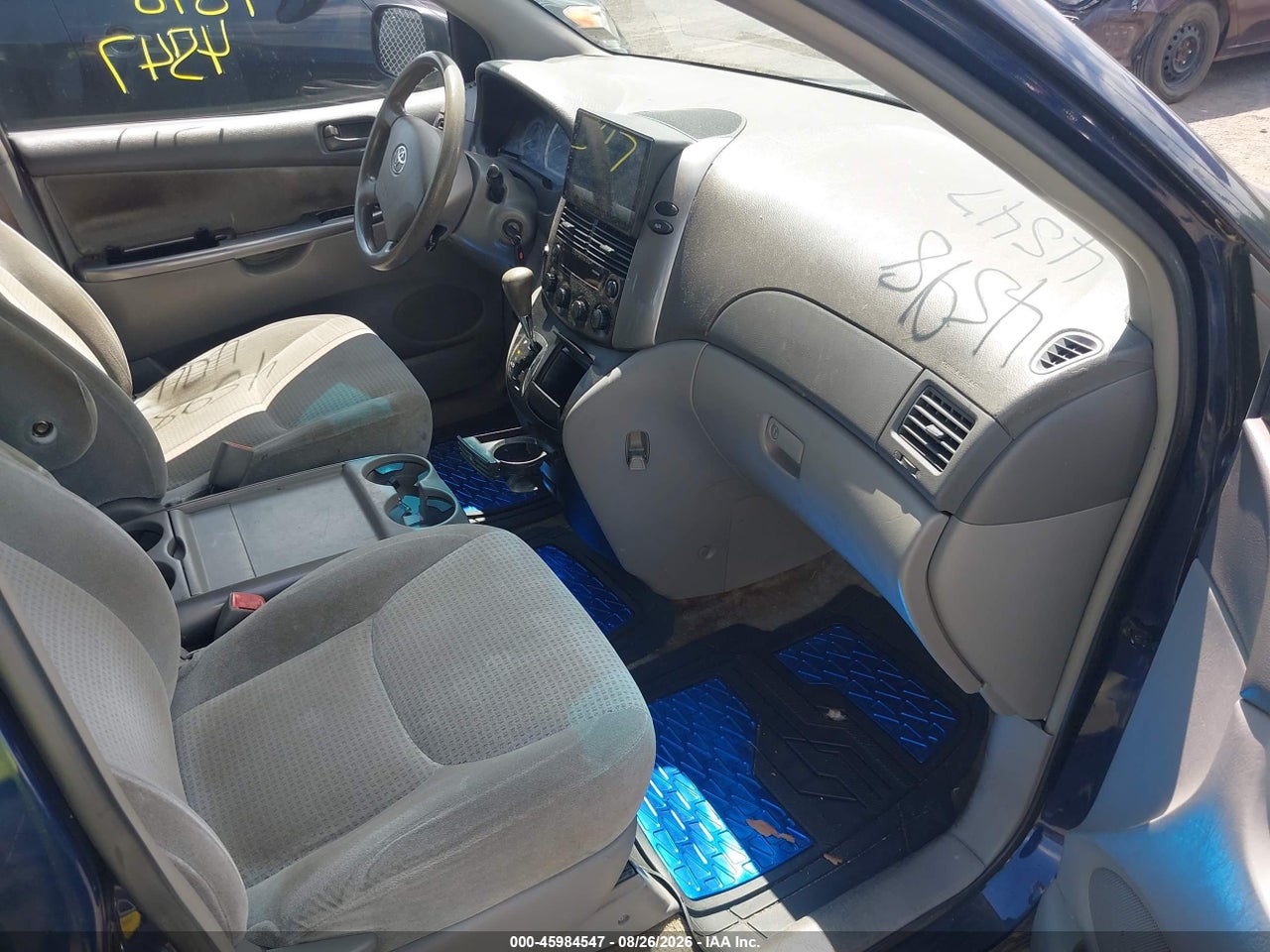 2006 TOYOTA SIENNA CE · 5/11