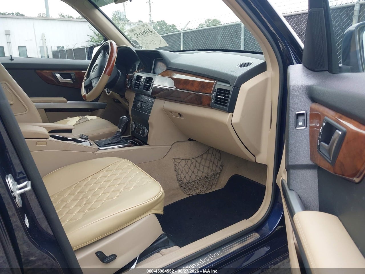 2012 MERCEDES-BENZ GLK 350   · 5/10