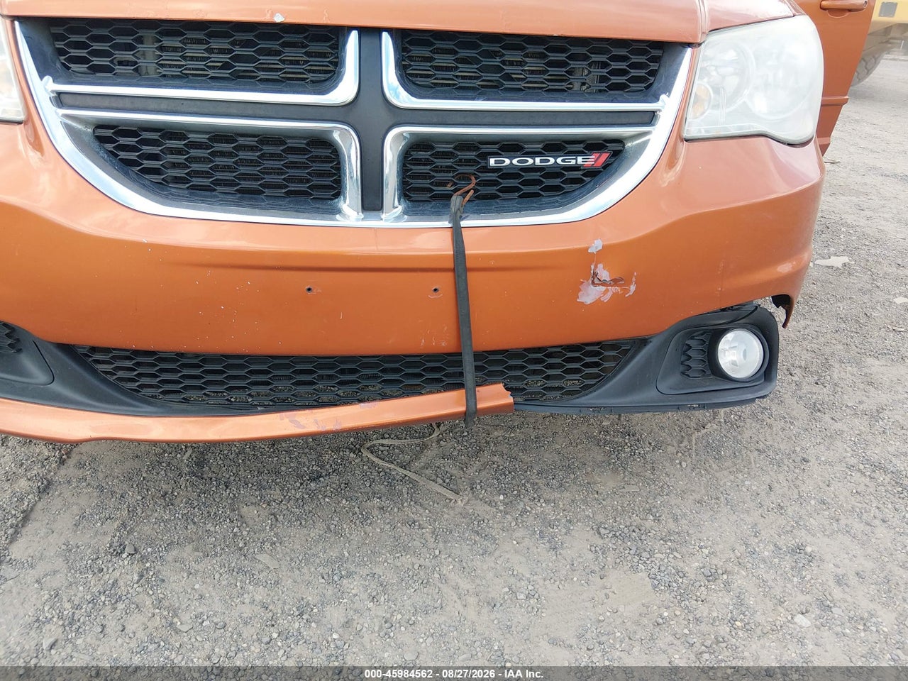 2011 DODGE GRAND CARAVAN CREW · 6/11