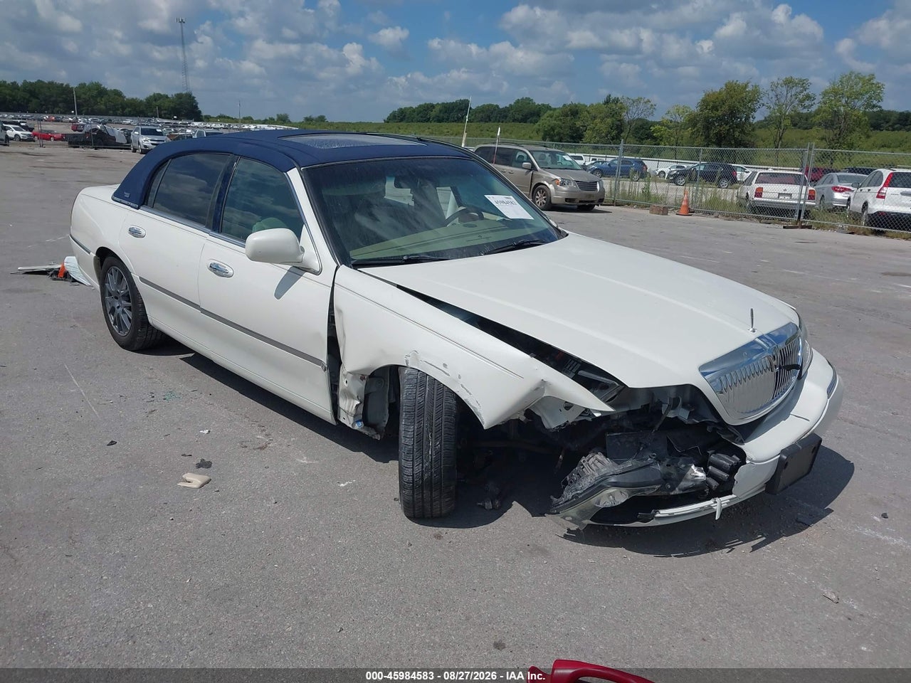 1LNHM82V46Y****** · 2006 LINCOLN TOWN CAR SIGNATURE LIMITED